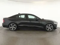 Gebraucht Volvo S60 R-Design 197 PS (144 kW) 2022 Onyx black Limousine