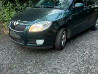 Gebraucht Skoda Fabia 80 PS (58 kW) 2010 Grün Limousine