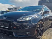 Gebraucht Ford Focus ST 250 PS (183 kW) 2014 Schwarz Limousine