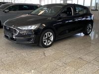 Usado Ford Focus Cool & Connect 101 CV (74 kW) 2022 Negro Berlina