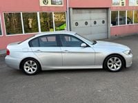 Second-hand BMW 318 143 CP (105 kW) 2007 Argintiu Berlinǎ