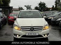 Gebraucht Mercedes B180 109 PS (80 kW) 2013 Weiß Van / Kleinbus