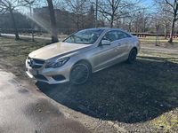 Gebraucht Mercedes E220 170 PS (125 kW) 2014 Gold Coupé