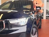 Gebraucht Volvo XC40 163 PS (119 kW) 2023 Schwarz SUV