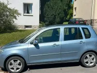 Usata Mazda 2 80 CV (58 kW) 2004 Blu Utilitaria
