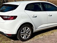 Gebraucht Renault Mégane IV 101 PS (74 kW) 2016 Weiß Kleinwagen
