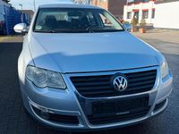 Gebraucht VW Passat 140 PS (102 kW) 2008 Silber Limousine