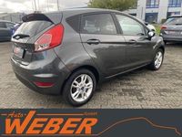 Gebraucht Ford Fiesta Celebration 80 PS (58 kW) 2016 Magneticgrau (metallic) Kleinwagen