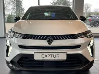 Gebraucht Renault Captur Techno 158 PS (116 kW) 2025 Weiss "nacre" SUV