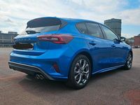 Gebraucht Ford Focus ST-Line 155 PS (114 kW) 2024 Blau Limousine