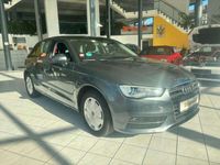 gebraucht Audi A3 Sportback attraction Bi-Xenon. Navi. Temp.