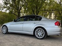 Brugt BMW 320 184 HK (135 kW) 2010 Sølv Sedan