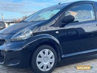 Gebraucht Toyota Aygo Basis 68 PS (50 kW) 2011 Schwarz Kleinwagen