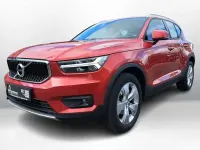 Używany Volvo XC40 Core 129 KM (94 kW) 2023 Czerwony SUV
