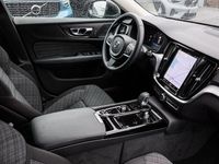 Gebraucht Volvo V60 Core 349 PS (256 kW) 2025 Schwarz Kombi