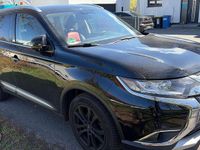 Gebraucht Mitsubishi Outlander 150 PS (110 kW) 2017 Schwarz SUV