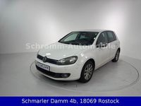 Gebraucht VW Golf VI Style 105 PS (77 kW) 2011 Weiß Kleinwagen