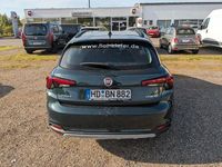 Gebraucht Fiat Tipo Garmin 131 PS (96 kW) 2023 Grün Limousine