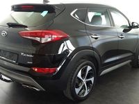 gebraucht Hyundai Tucson 2.0 CRDI 4WD Automatik Style