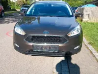 Usado Ford Focus 125 CV (91 kW) 2017 Marrón Familiar