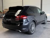 Gebraucht Porsche Cayenne 400 PS (294 kW) 2010 Schwarz SUV
