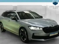 Neu Skoda Superb SportLine 150 PS (110 kW) 2025 Silber Kombi