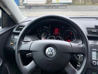 Gebraucht VW Passat 140 PS (102 kW) 2007 Schwarz Limousine