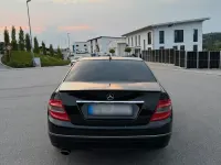 Gebraucht Mercedes 200 184 PS (135 kW) 2010 Schwarz Limousine