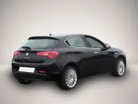 Gebraucht Alfa Romeo Giulietta Super 120 PS (88 kW) 2011 Schwarz Kleinwagen