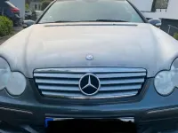 Gebraucht Mercedes C180 143 PS (105 kW) 2007 Grau Coupé