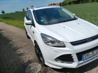 Gebraucht Ford Kuga 150 PS (110 kW) 2014 Weiß SUV