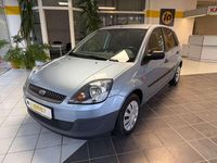 Gebraucht Ford Fiesta Ambiente 80 PS (58 kW) 2006 Blau Kleinwagen