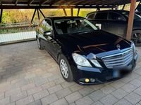 Gebraucht Mercedes E220 170 PS (125 kW) 2011 Schwarz Limousine