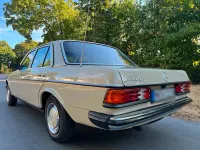 Gebraucht Mercedes 200 60 PS (44 kW) 1981 Beige Limousine