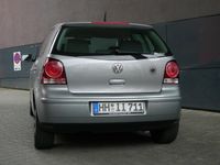 Gebraucht VW Polo Trendline 80 PS (58 kW) 2007 Silber metallic Kleinwagen