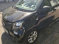 Używany Smart ForFour Passion 71 KM (52 kW) 2015 Czarny Hatchback