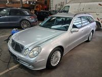 Gebraucht Mercedes E200 Avantgarde 163 PS (119 kW) 2003 Silber Kombi