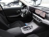 Gebraucht BMW 330 Shadowline 286 PS (210 kW) 2022 Skyscraper grau metallic Kombi