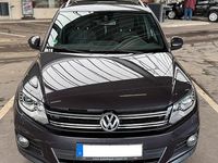 Gebraucht VW Tiguan LOUNGE 150 PS (110 kW) 2016 Grau SUV