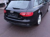 Gebraucht Audi A4 Ambiente 150 PS (110 kW) 2015 Schwarz Kombi