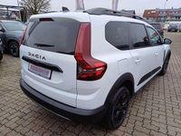 Gebraucht Dacia Jogger Extreme 110 PS (80 kW) 2025 Arktisweiß Van / Kleinbus