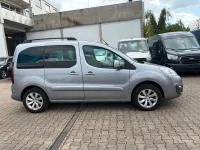 Gebraucht Peugeot Partner Tepee Allure 110 PS (80 kW) 2017 Gris artense Van / Kleinbus