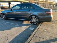 Gebraucht Mercedes E250 204 PS (150 kW) 2009 Grau Limousine