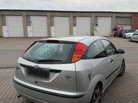 Second-hand Ford Focus 75 CP (55 kW) 2004 Gri Hatchback