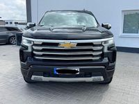 Gebraucht Chevrolet Silverado 426 PS (313 kW) 2023 Schwarz SUV