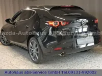 Gebraucht Mazda 3 Selection 122 PS (89 kW) 2020 Schwarz Limousine