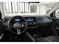 Gebraucht Mercedes B180 Advanced 136 PS (100 kW) 2024 Silber / hightechsilber Kleinwagen