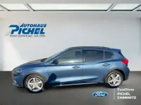 Usado Ford Focus Active 125 HP (91 kW) 2020 Azul Sedan