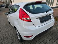 Gebraucht Ford Fiesta Trend 82 PS (60 kW) 2010 Blau Kleinwagen
