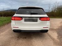 Gebraucht Mercedes E300 265 PS (194 kW) 2024 Weiß Kombi